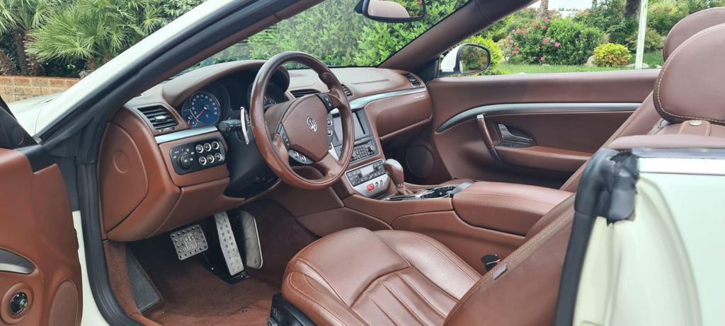 Interni Maserati GranCabrio