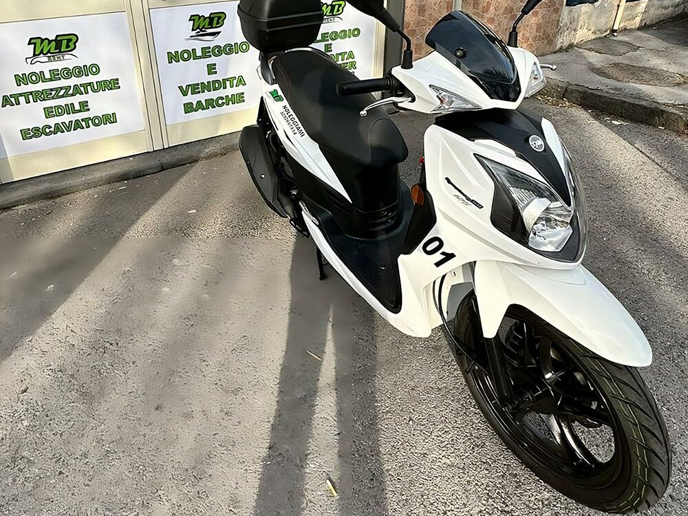 Sym 125 laterale