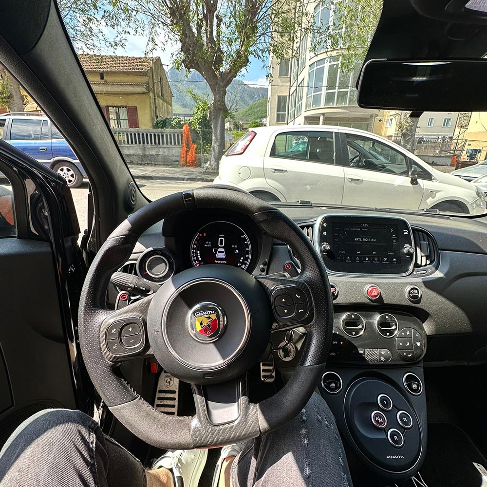 fiat 500 abarth interni